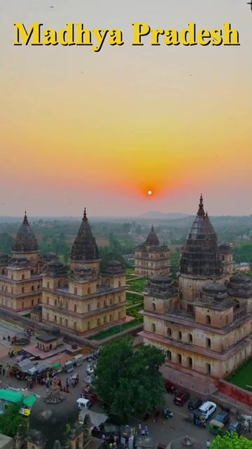Madhya Pradesh Tour Packages | Khajuraho, Ujjain, Orchha, Gwalior & Wildlife Safaris