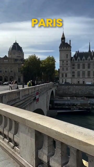 Paris Walking Tour | Arc de Triomphe, Eiffel Tower & Montmartre Experience