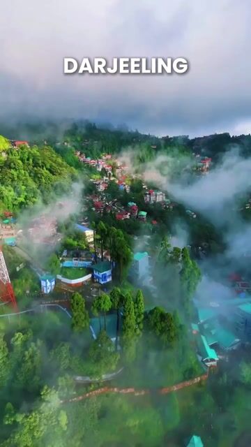 Darjeeling Tour Packages | Tiger Hill Sunrise, Tea Gardens & Himalayan Sightseeing
