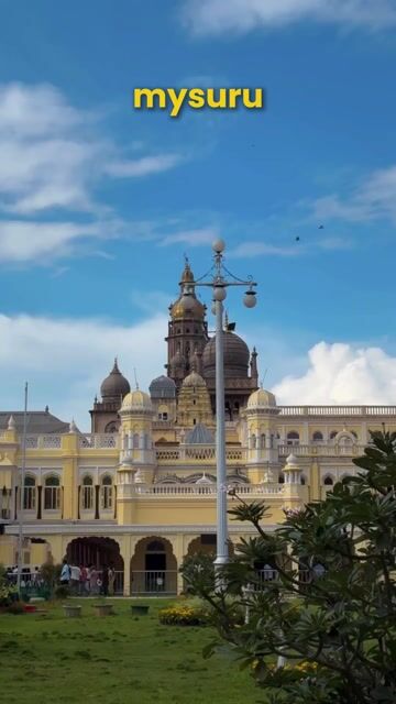 Mysore Tour Packages | Mysore Palace, Chamundi Hill & Brindavan Gardens