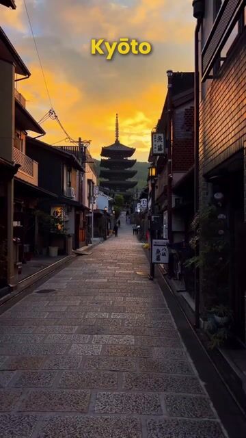 Kyoto Tour Packages | Fushimi Inari, Kinkaku-ji, Arashiyama & Gion